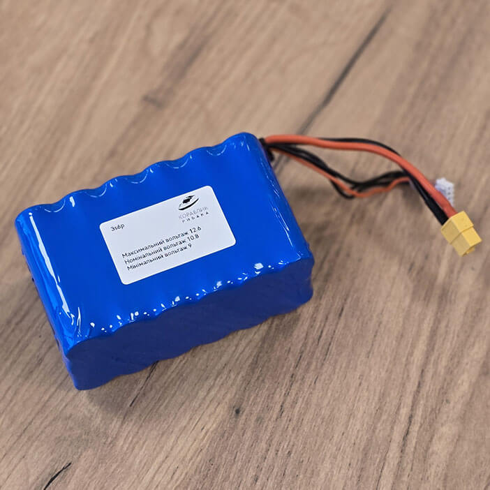 Аккумулятор для кораблика 12 вольт 24000mAh фотография