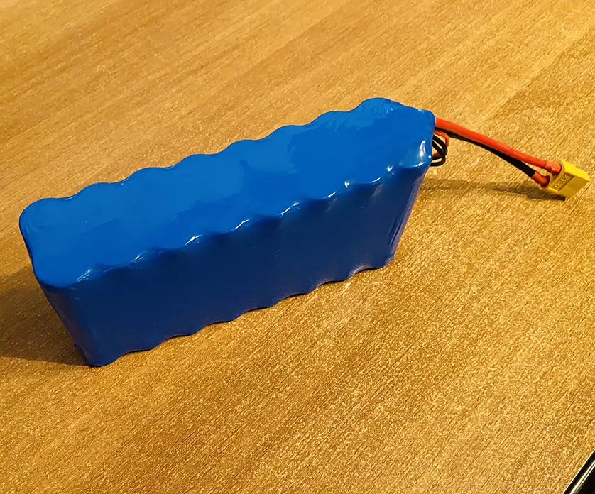 Батарея на кораблик Тигр 2 на 24000 mAh фото