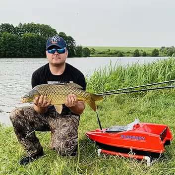 Рыбалка с карповым корабликом Runferry Solo V2 фотография