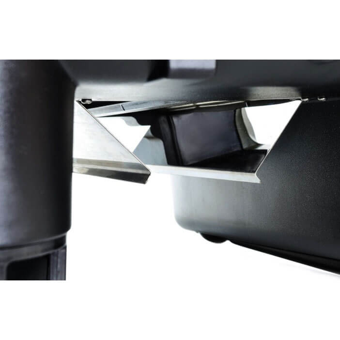 Выгрузка бункеров на прикормочном кораблике Карпбоат Scata фотография