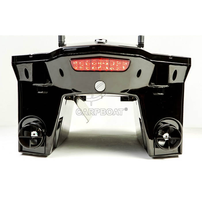 Задние габаритные огни на кораблике Carpboat Toslon Xboat 730 фотография