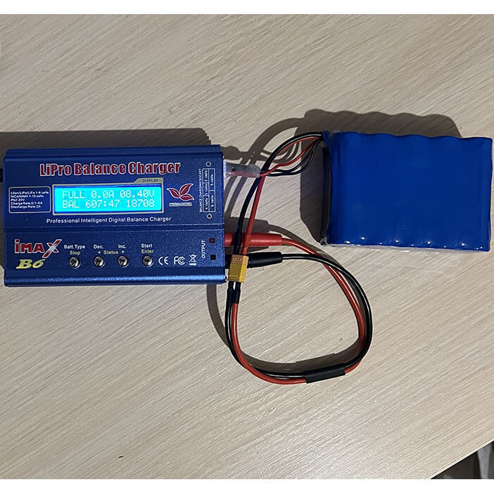 Купить аккумулятор для прикормочного кораблика Дельфин 10 на 18000mAh фотография