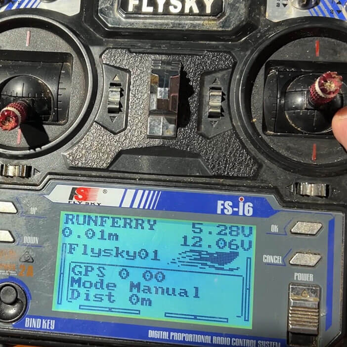 Пульт управления корабликом Фокс (Fox) фотография