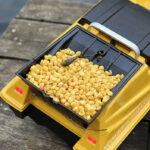 Бункер на кораблике для рыбалки Тигр 3 GPS автопилот фото