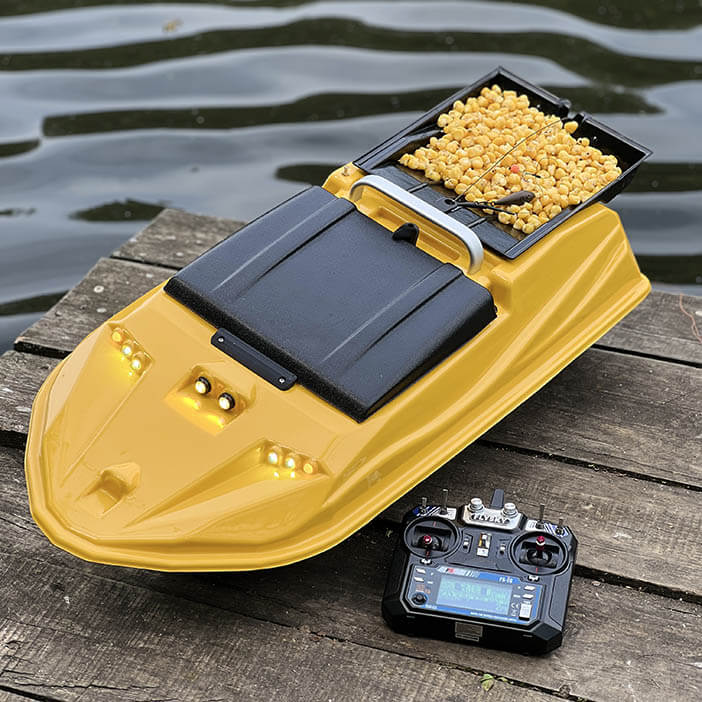 Кораблик для рыбалки Тигр 3 GPS автопилот фото