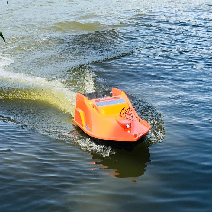 Korablik dlya rybalki Tiger 2