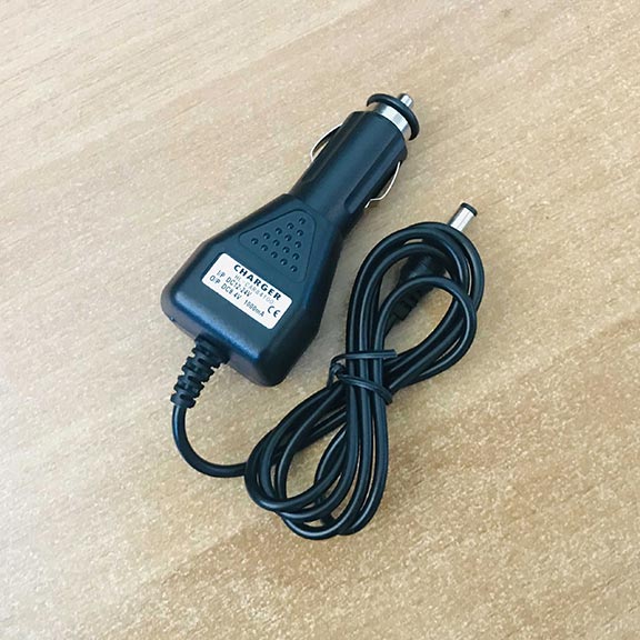 avtomobilnoe zaryadnoe ustrojstvo lovets karpa